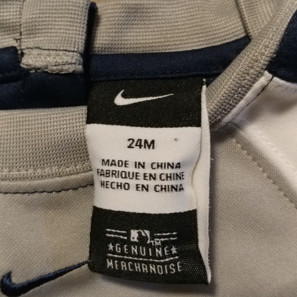 Yankees Top - Picture 3 of 3